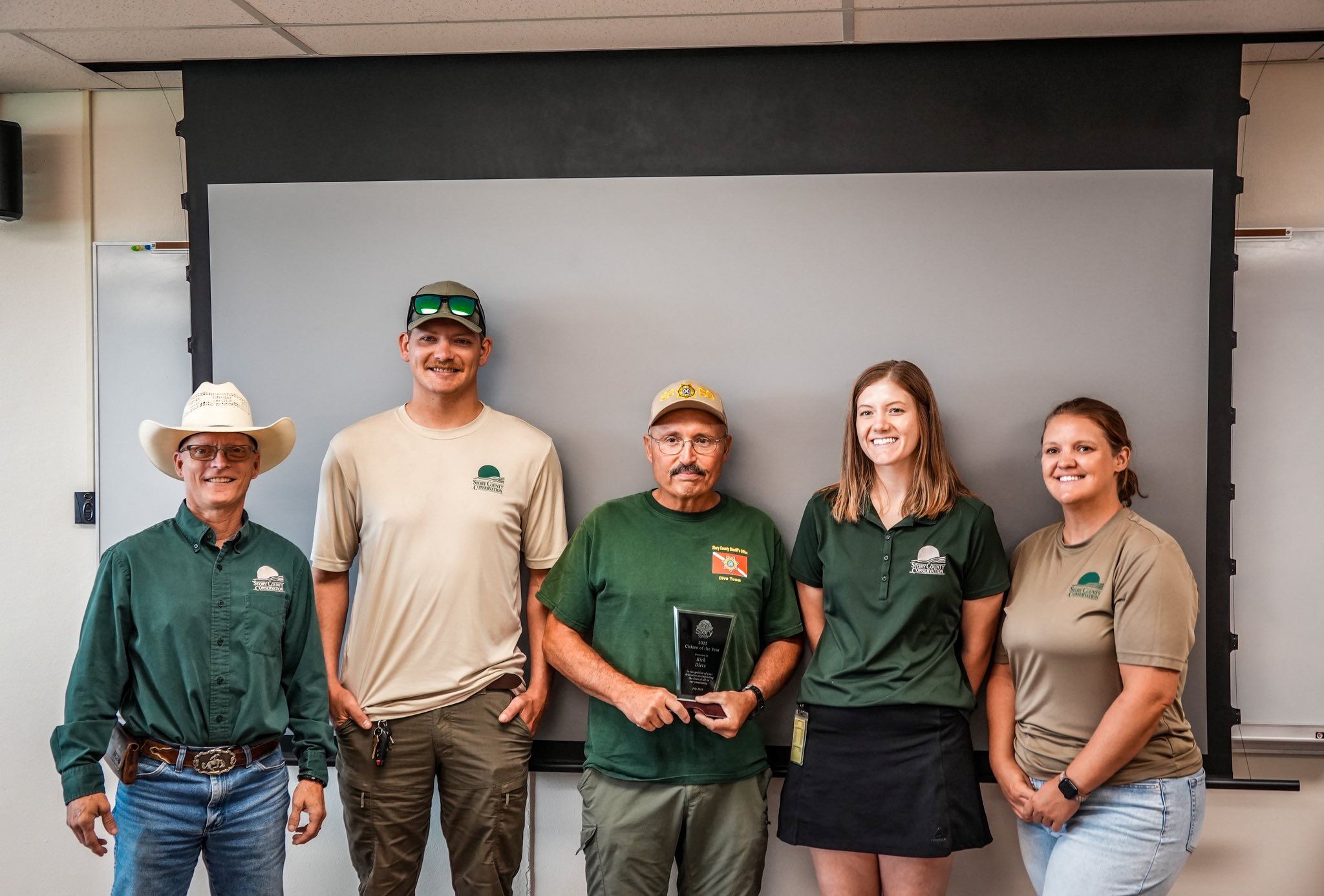 Rick Dietz volunteer, Citizen of the Year award 2025 with Mike Cox, Logan Heissel, Madi Nolte, Sara 